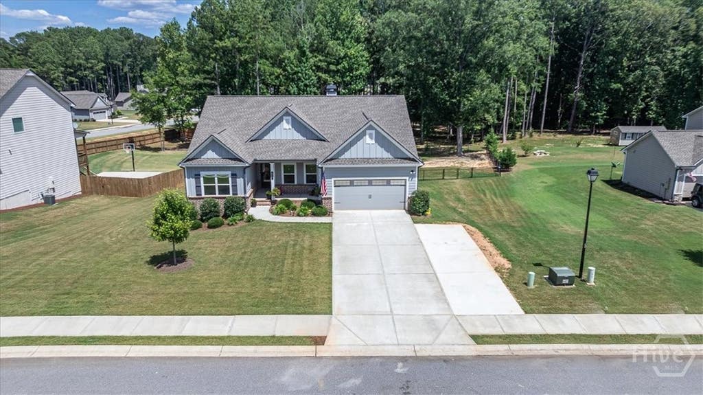 Photo of 297 Woodbury Lane, Hull, GA 30646 (MLS # CL361954)
