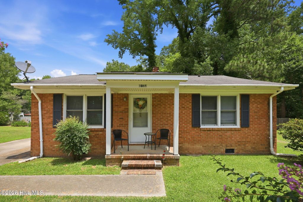 Photo of 1065 Shadow Lane, Williamston, NC 27892 (MLS # 100587097)