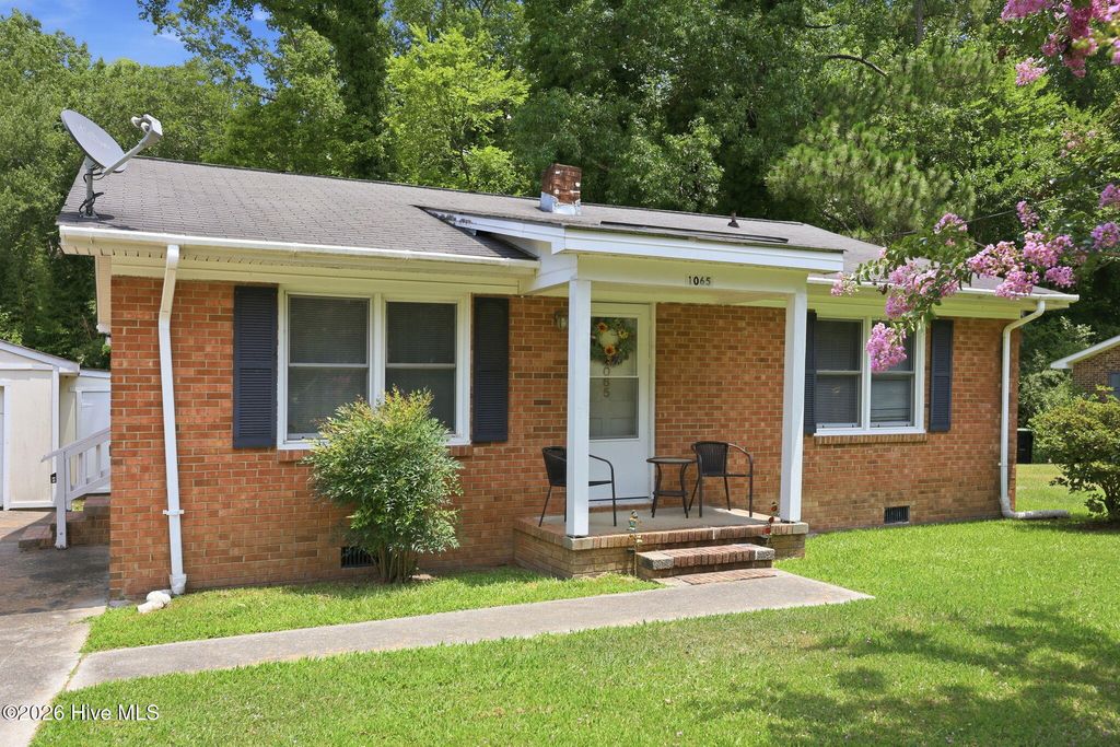 Photo of 1065 Shadow Lane, Williamston, NC 27892 (MLS # 100587097)