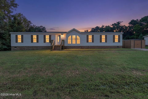 Mobile Home For Sale - 1001 Ocracoke Court<br/> Jacksonville, NC 28546