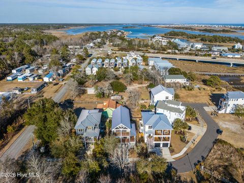 Tiny photo for 106 Diamond Point Court, Surf City, NC 28445 (MLS # 100554929)