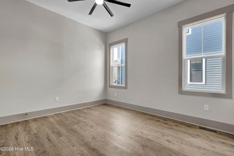 Tiny photo for 106 Diamond Point Court, Surf City, NC 28445 (MLS # 100554929)