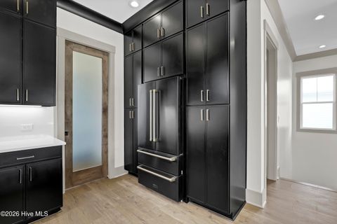 Tiny photo for 106 Diamond Point Court, Surf City, NC 28445 (MLS # 100554929)