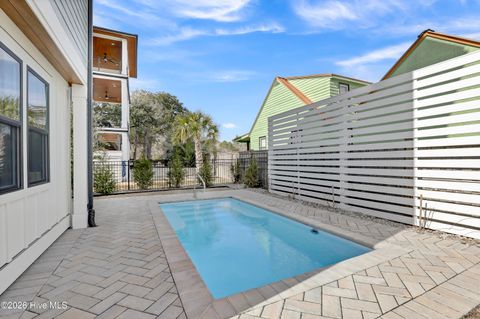 Tiny photo for 106 Diamond Point Court, Surf City, NC 28445 (MLS # 100554929)