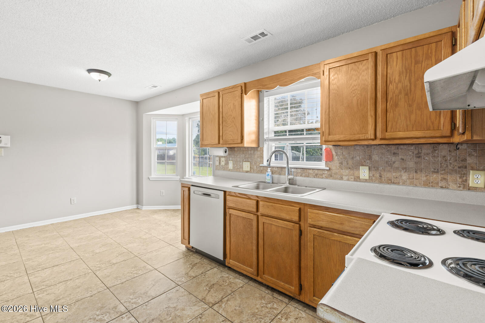 206 Buff Court