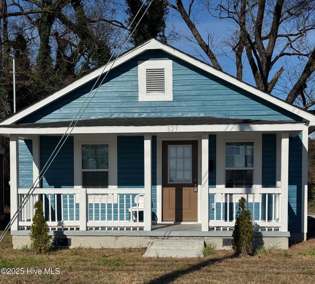 Photo of 823 Olivia Lane, Goldsboro, NC 27530 (MLS # 100546118)