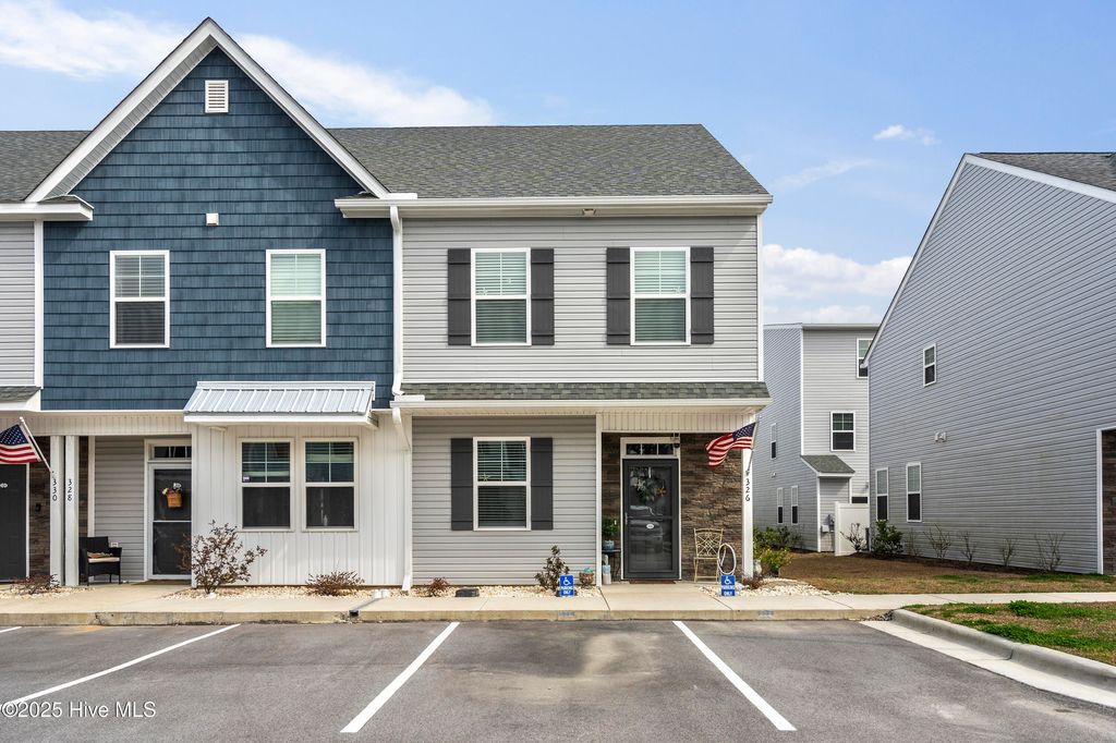 Photo of 326 Starfish Lane, Sneads Ferry, NC 28460 (MLS # 100505761)