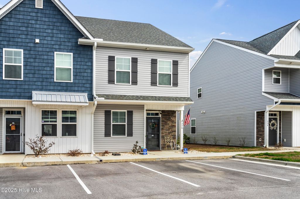 Photo of 326 Starfish Lane, Sneads Ferry, NC 28460 (MLS # 100505761)