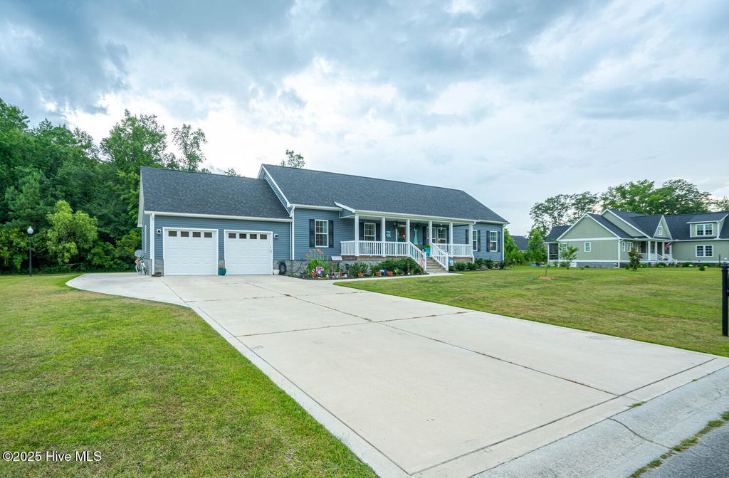 Photo of 321 Levies Landing SW, Supply, NC 28462 (MLS # 100522002)