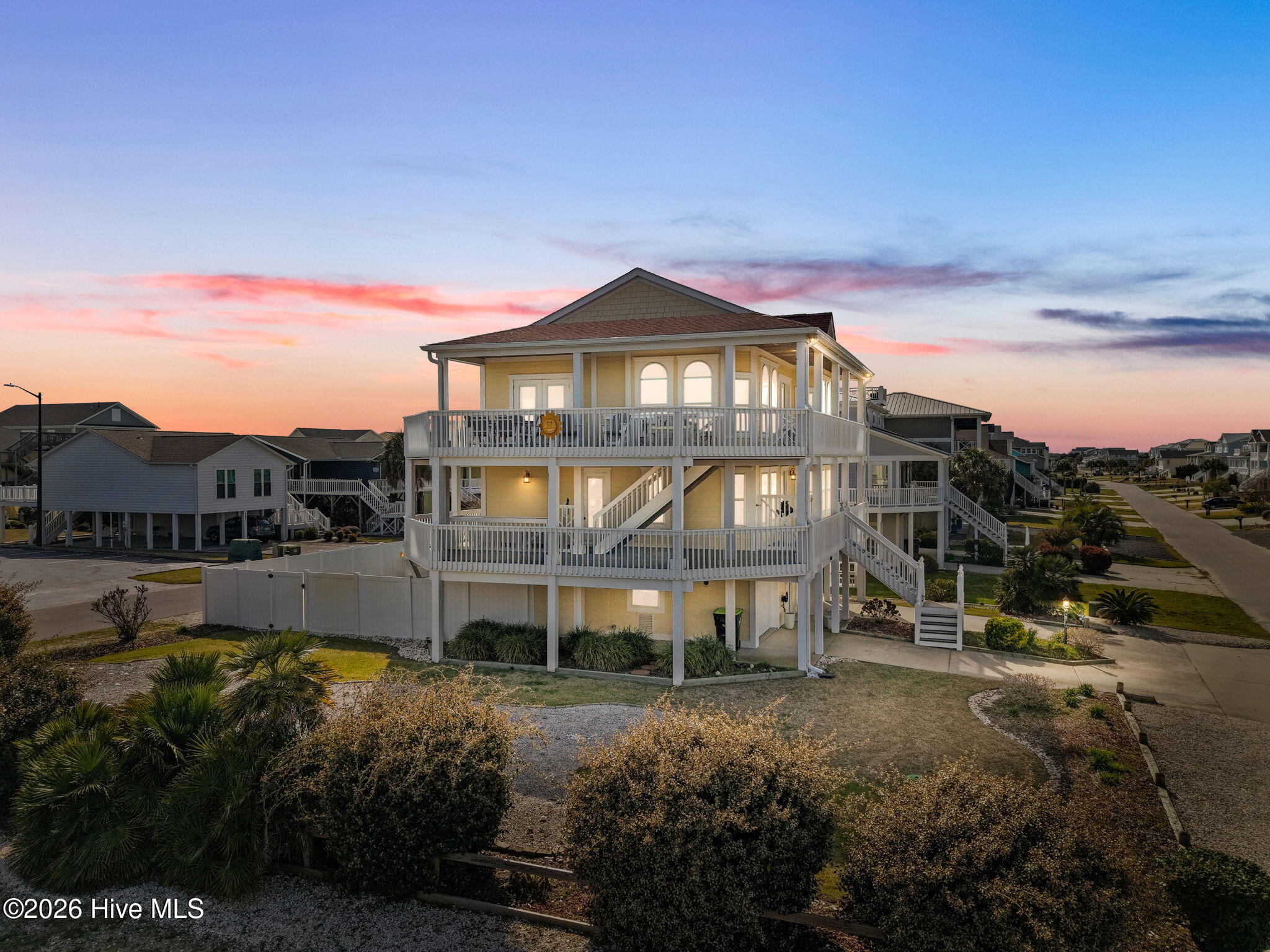 147 Yacht Watch Drive