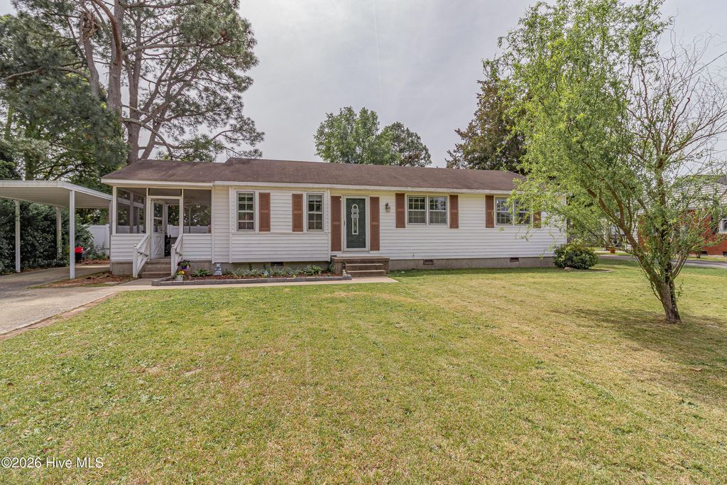 Photo of 404 Dove Place, Goldsboro, NC 27534 (MLS # 100567007)