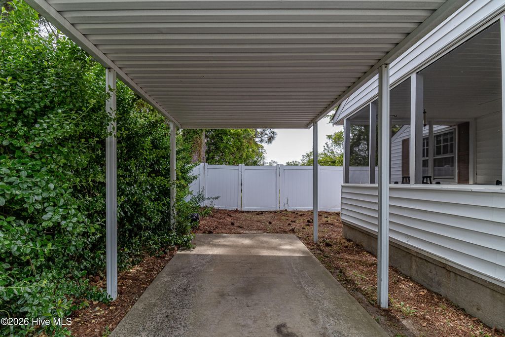 Photo of 404 Dove Place, Goldsboro, NC 27534 (MLS # 100567007)