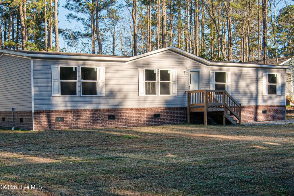 Photo of 724 Gurganus Road, Maple Hill, NC 28454 (MLS # 100561916)