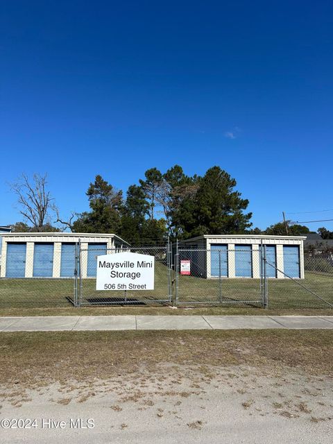 506 5th Street Maysville NC 28555