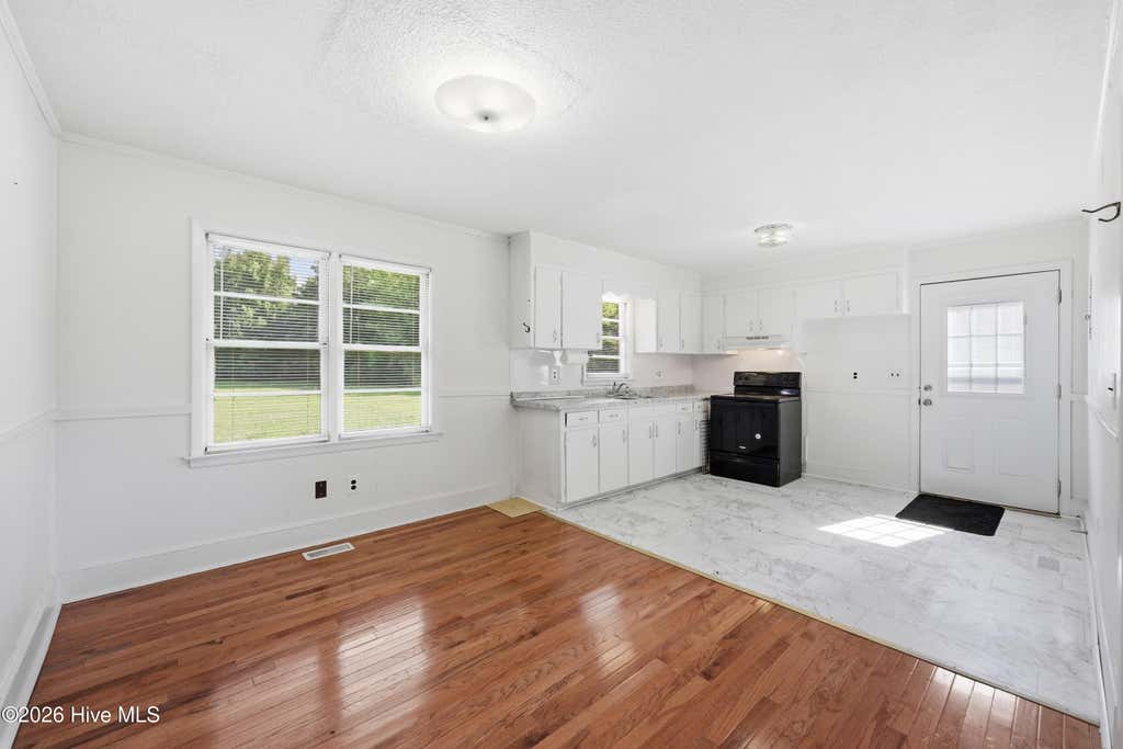 Photo of 3236 Grainger Station Road, Kinston, NC 28501 (MLS # 100581001)