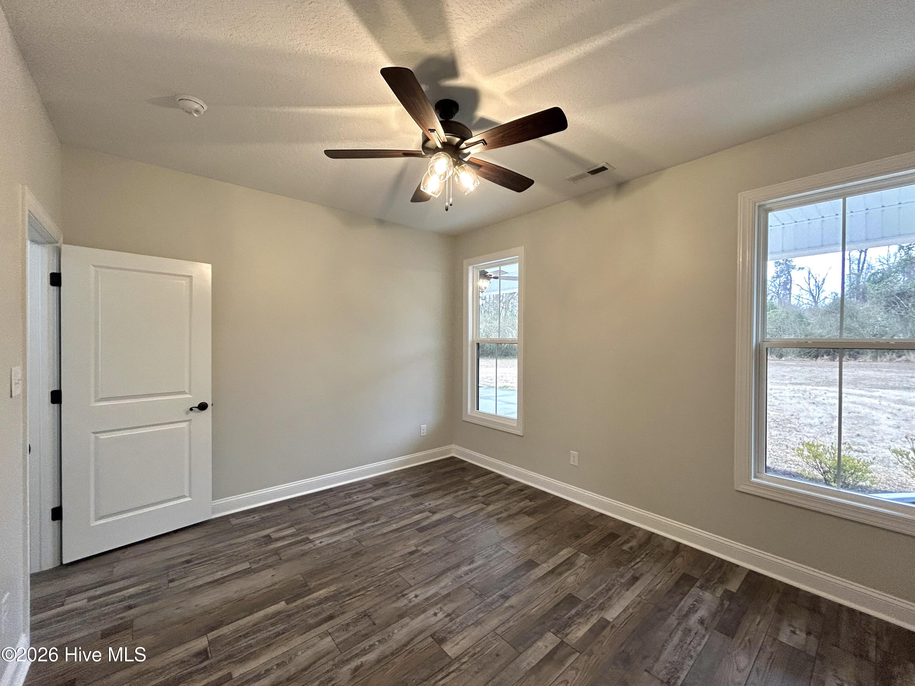 1269 Deep Bottom Road