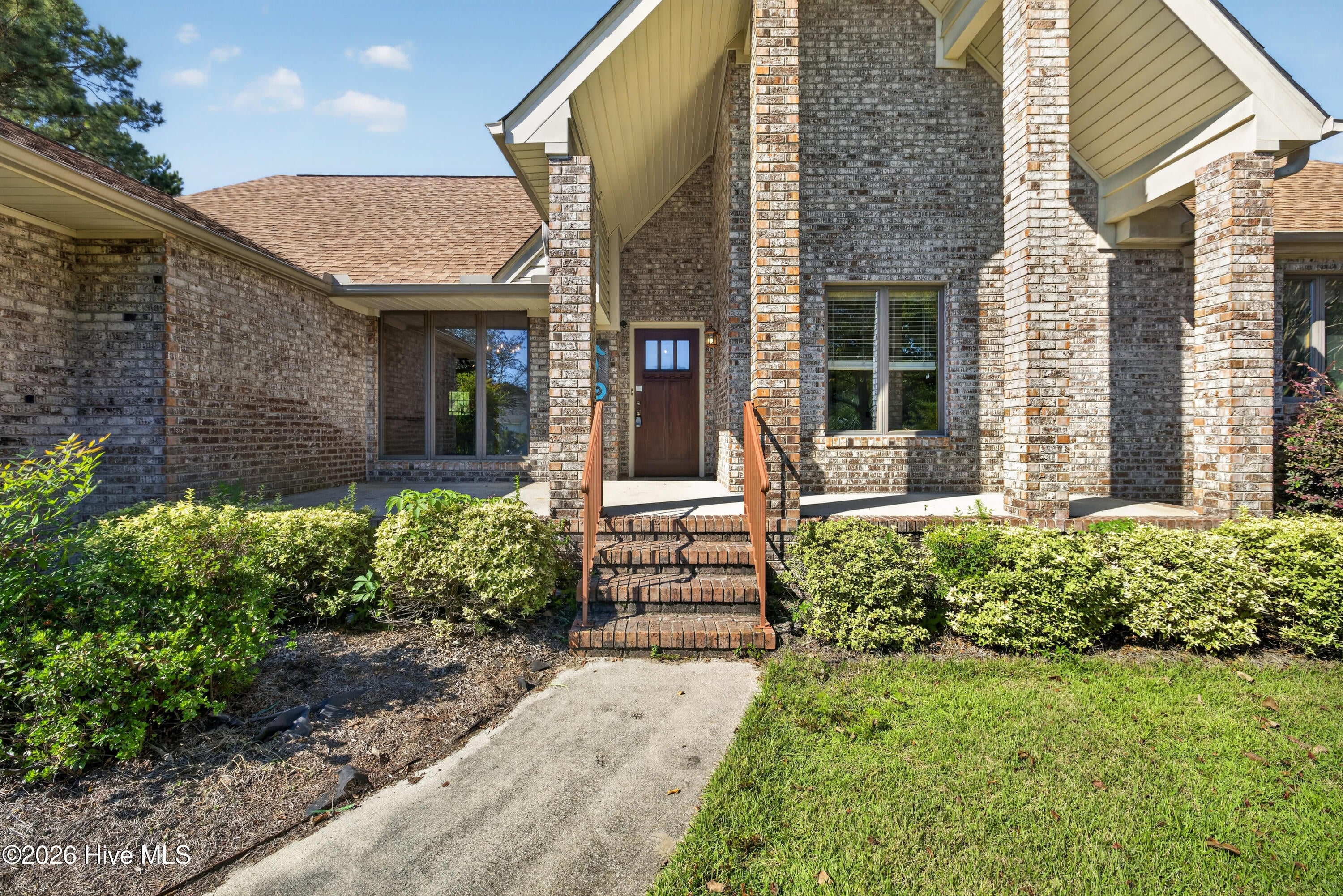 106 Bogey Court