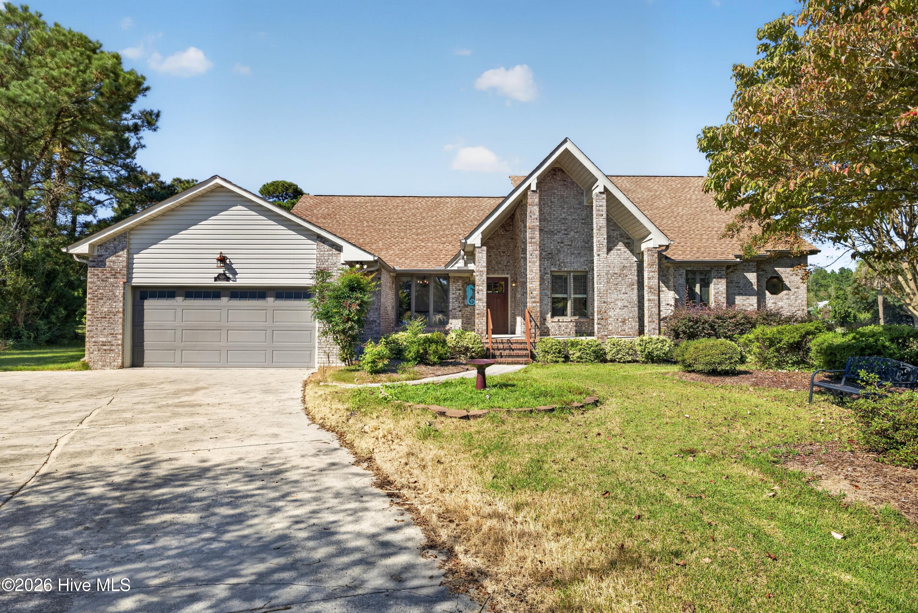 106 Bogey Court