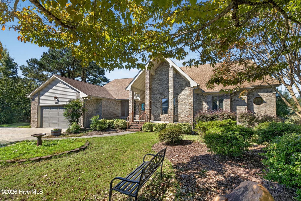 Photo of 106 Bogey Court, Hampstead, NC 28443 (MLS # 100610646)