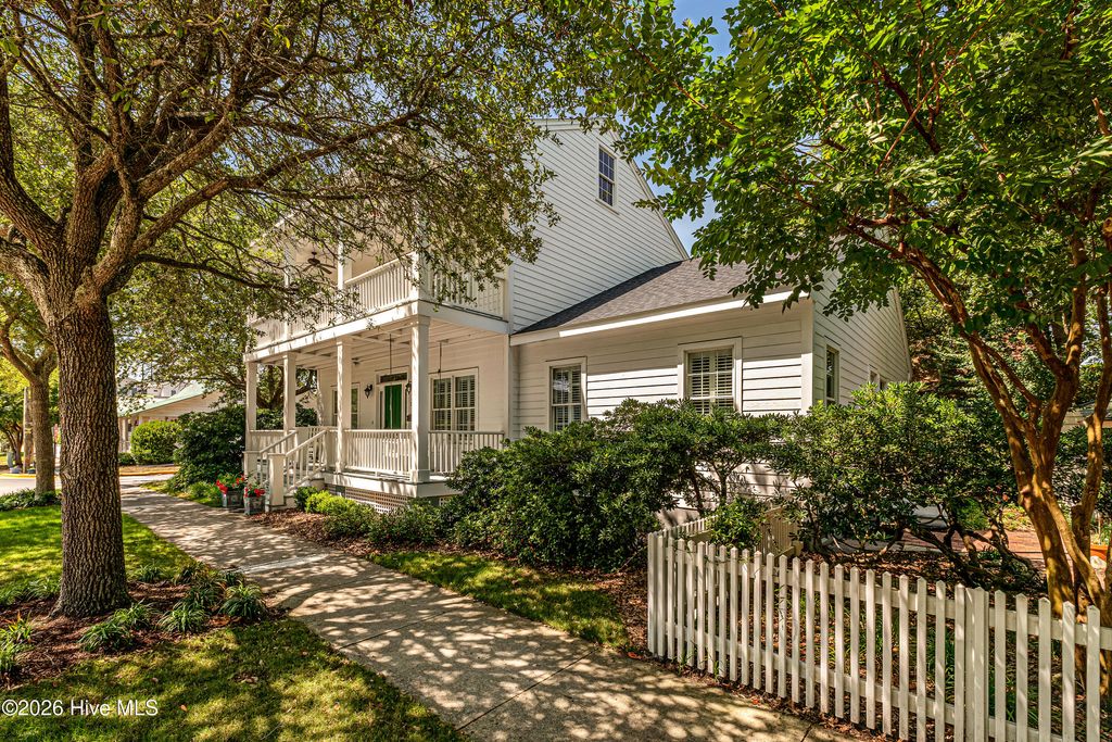 Photo of 201 Broad Street, Beaufort, NC 28516 (MLS # 100583884)