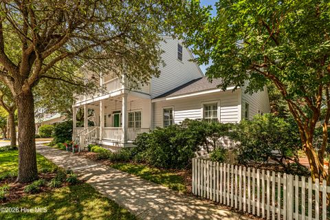 Homes For Sale - 201 Broad Street<br/> Beaufort, NC 28516