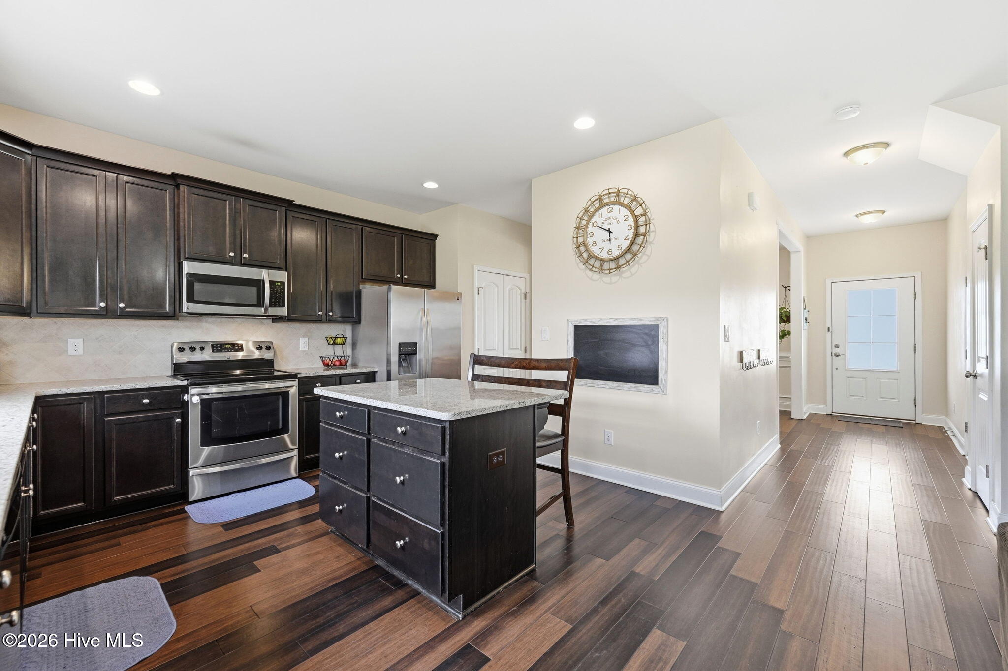 106 Gillcrest Lane