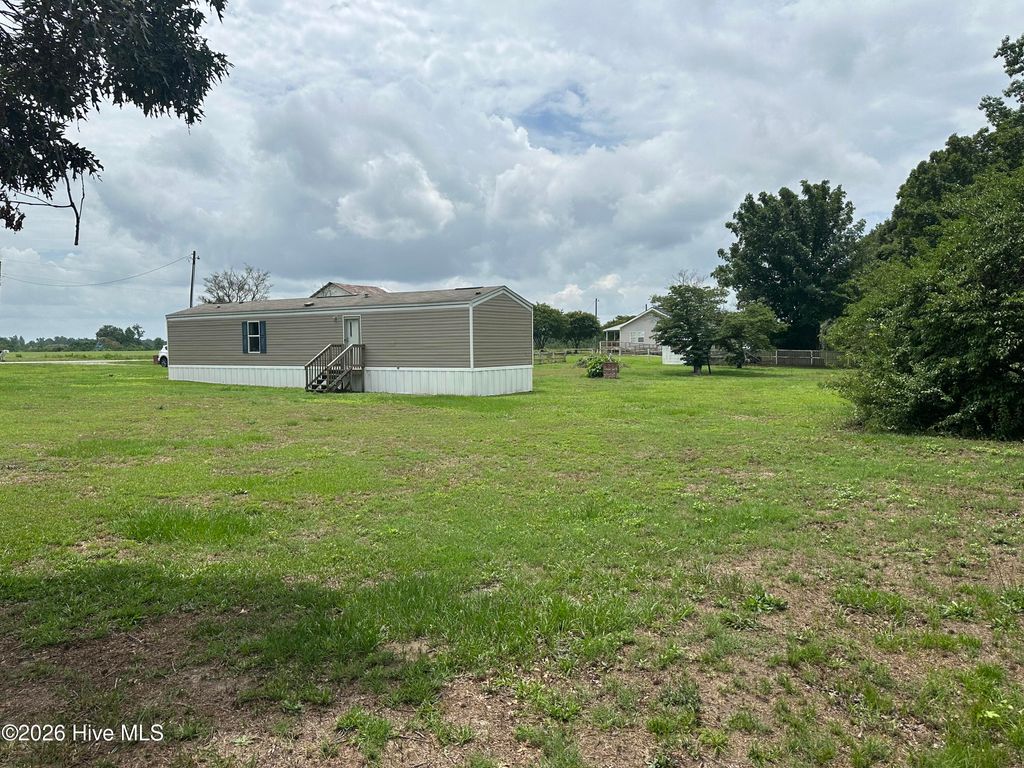 Photo of 30 Fredrick Road, Clinton, NC 28328 (MLS # 100577203)