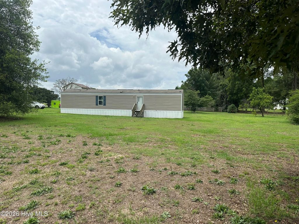 Photo of 30 Fredrick Road, Clinton, NC 28328 (MLS # 100577203)