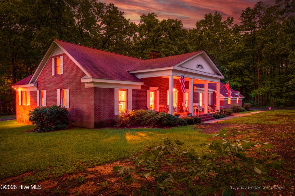 Photo of 1595 N Moore Road, Robbins, NC 27325 (MLS # 100591771)