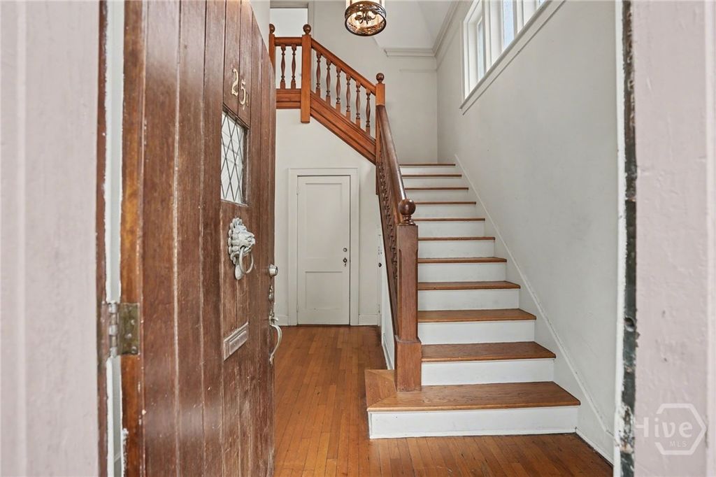 Photo of 25 Washington Avenue, Savannah, GA 31405 (MLS # SA346948)