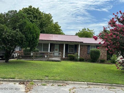 Homes For Sale - 2613 Cherokee Drive<br/> Greenville, NC 27834
