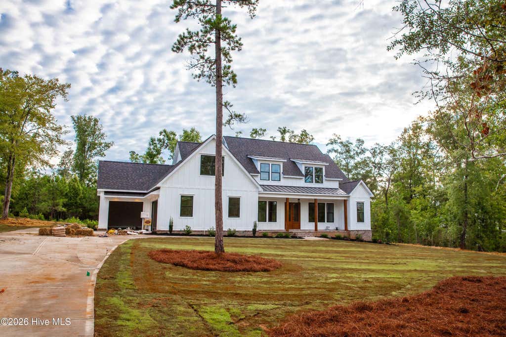 Photo of 928 Fairbourne Drive, Grovetown, GA 30813 (MLS # 100594628)