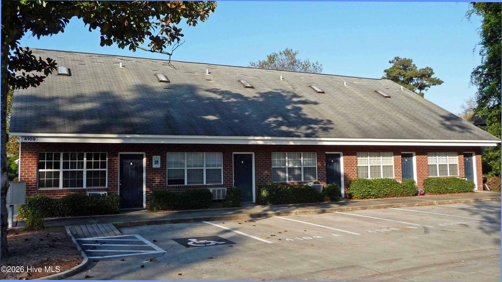 Photo of 4109 Spirea Drive #J, Wilmington, NC 28403 (MLS # 100582743)