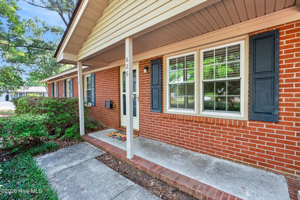 Photo of 626 Hadley Court, Wilmington, NC (MLS # 100573087)