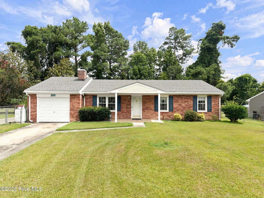 Photo of 200 Royal Drive, Jacksonville, NC 28546 (MLS # 100591610)