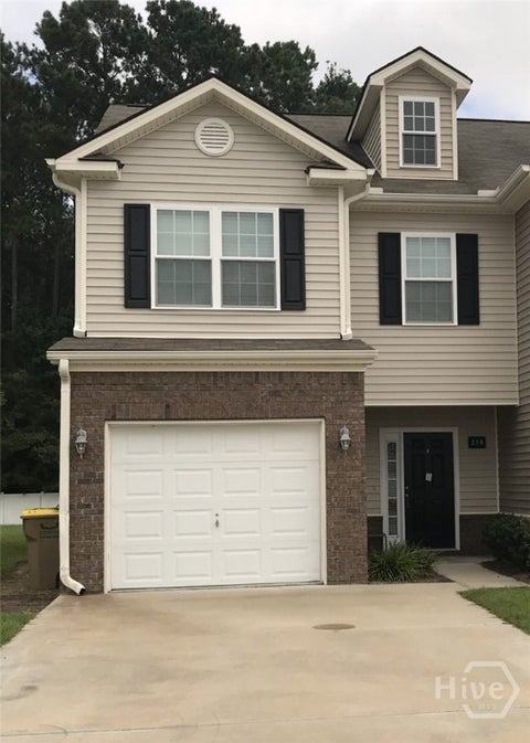 Townhouse For Rent - 210 Canyon Oak Loop<br/> Bryan County, Richmond Hill, GA 31324