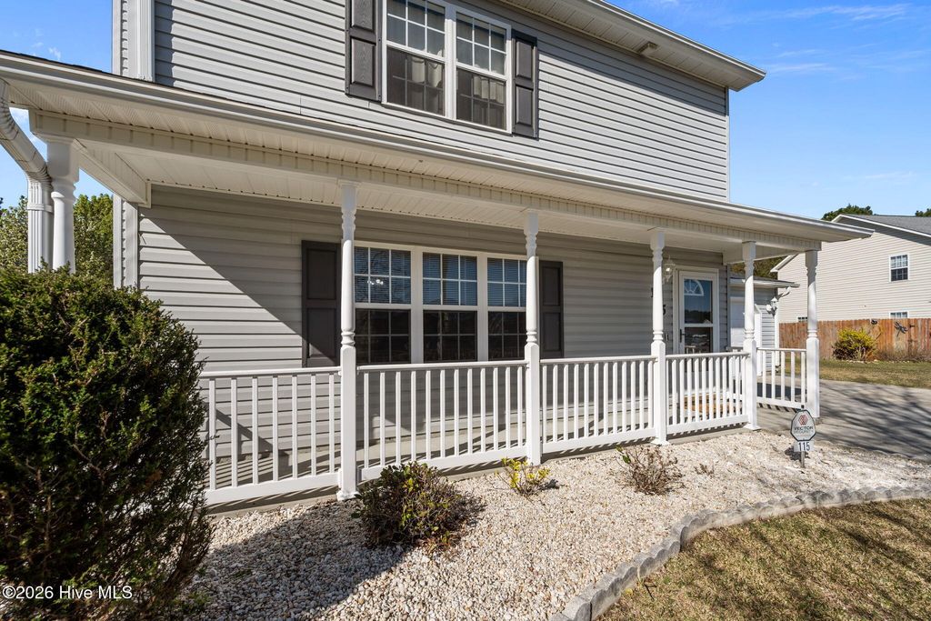 Photo of 115 Spain Drive, Hubert, NC 28539 (MLS # 100561197)