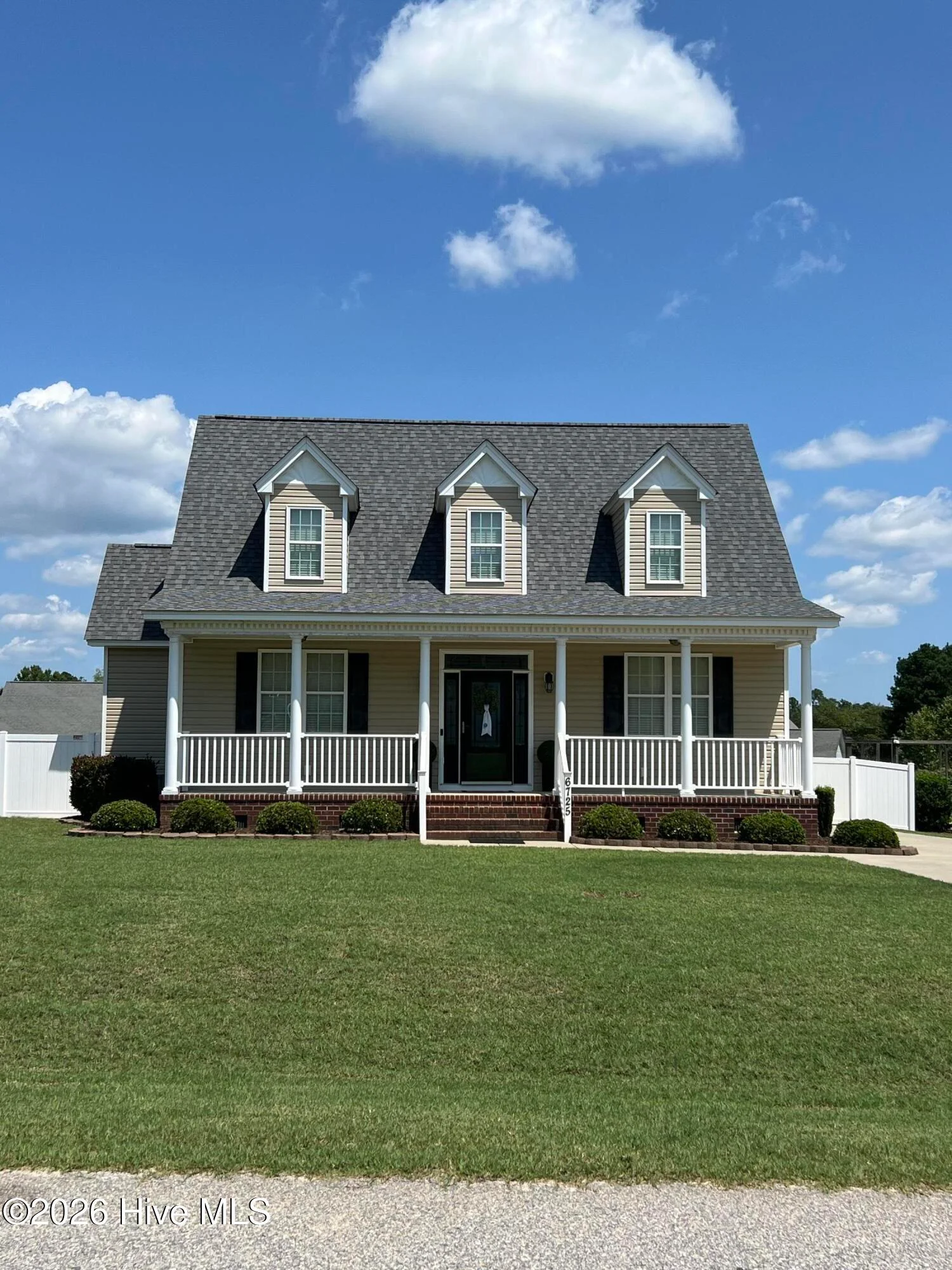 6725 Hemlock Court