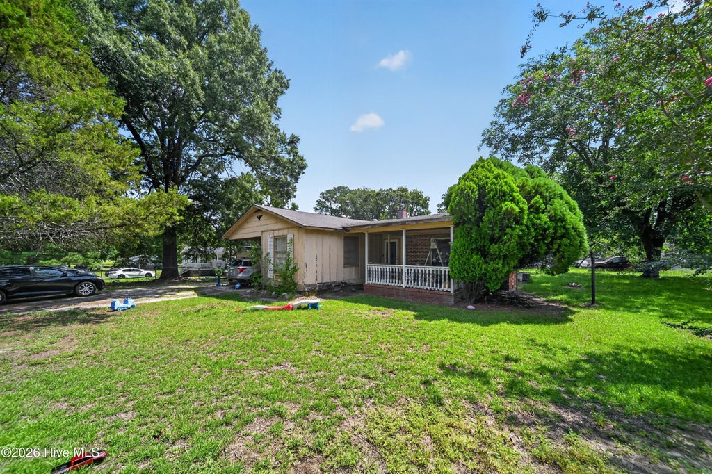 Photo of 1109 E Northern Boulevard, Tarboro, NC 27886 (MLS # 100599833)