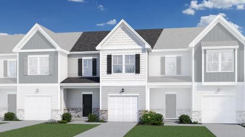Townhouse For Sale - 1015 Tabor Place<br/> Aiken, SC 29801