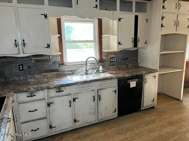 Photo of 112 Springwood Drive, Goldsboro, NC 27530 (MLS # 100604864)