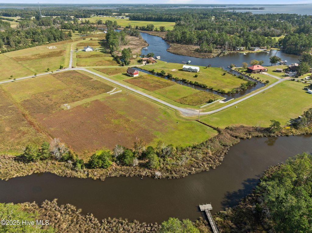 Photo of 77 Dallas Paul Road, Pinetown, NC 27865 (MLS # 100535501)