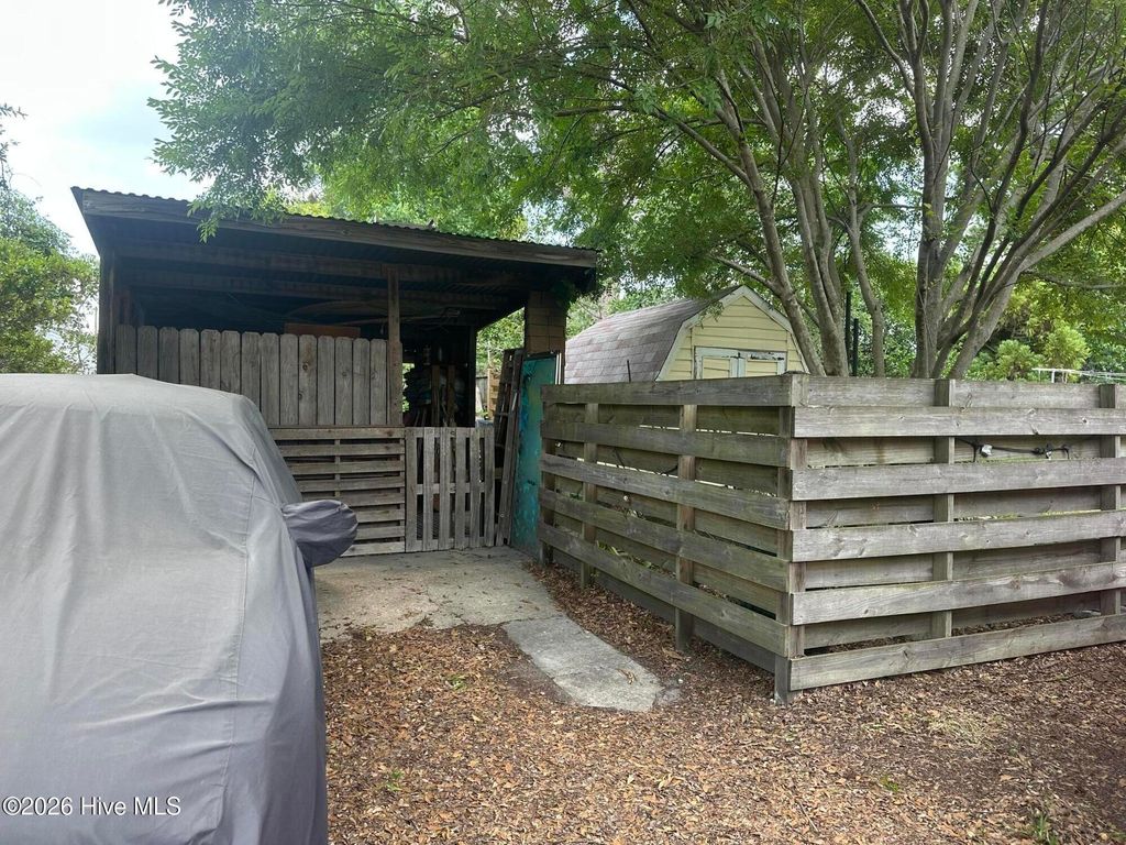 Photo of 4809 Franklin Avenue, Wilmington, NC 28403 (MLS # 100582944)