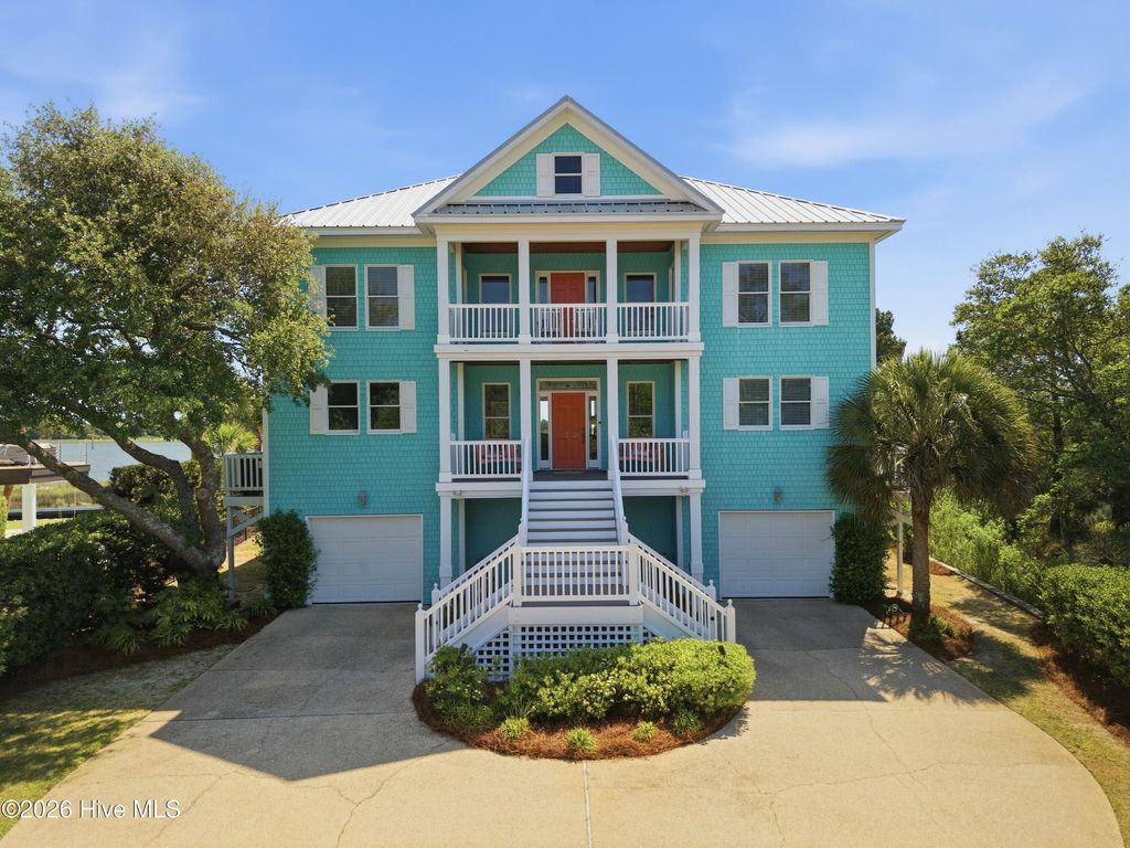 Photo of 5252 Masonboro Harbour Drive, Wilmington, NC 28409 (MLS # 100567959)