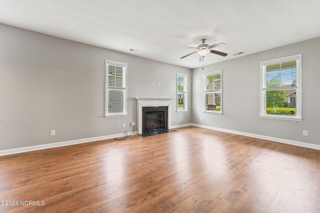Photo of 607 Drummond Grove Lane, Jacksonville, NC 28546 (MLS # 100577305)