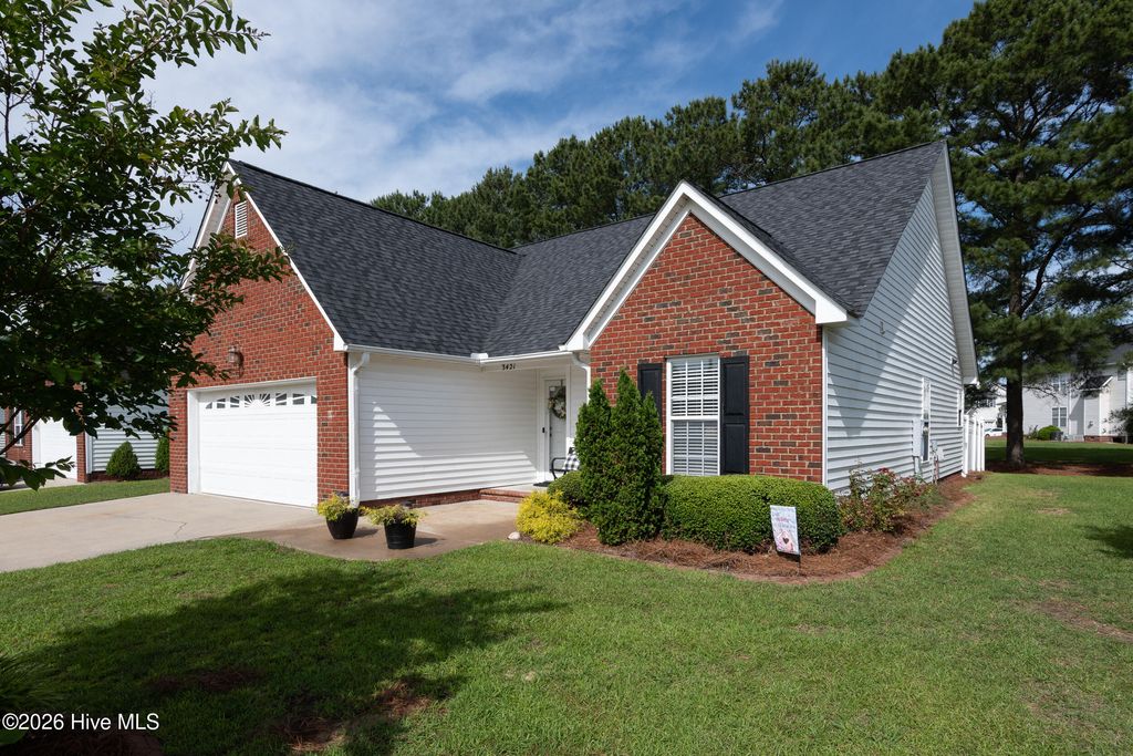Photo of 3421 Providence Place, Winterville, NC 28590 (MLS # 100574102)