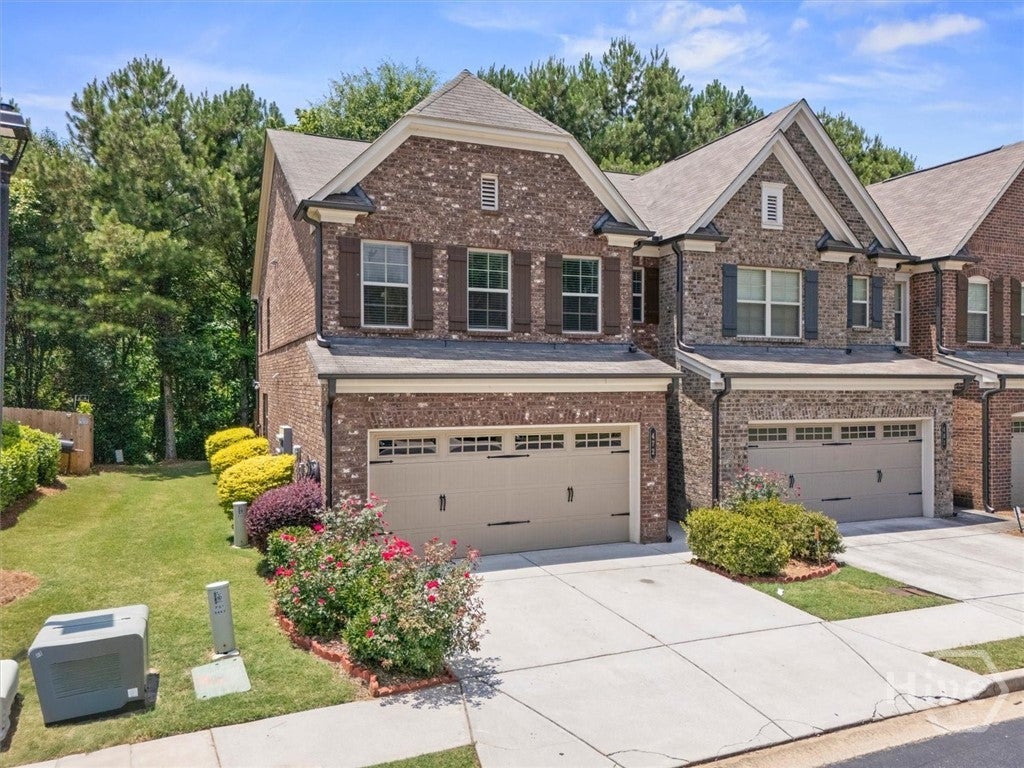 Photo of 472 Braemore Mill Drive, Lawrenceville, GA 30044 (MLS # CL359969)