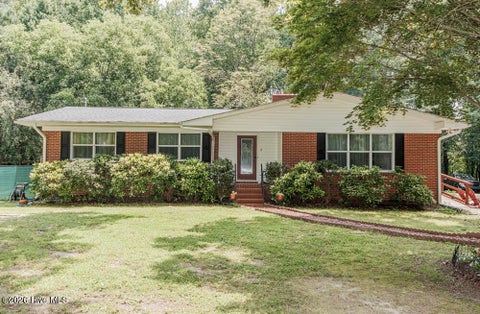 Homes For Sale - 208 Drew Street<br/> Franklin County, Louisburg, NC 27549