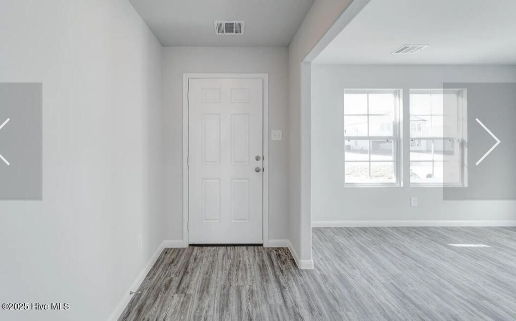 Photo of 772 Rivers Edge Parkway, Roanoke Rapids, NC 27870 (MLS # 100534339)