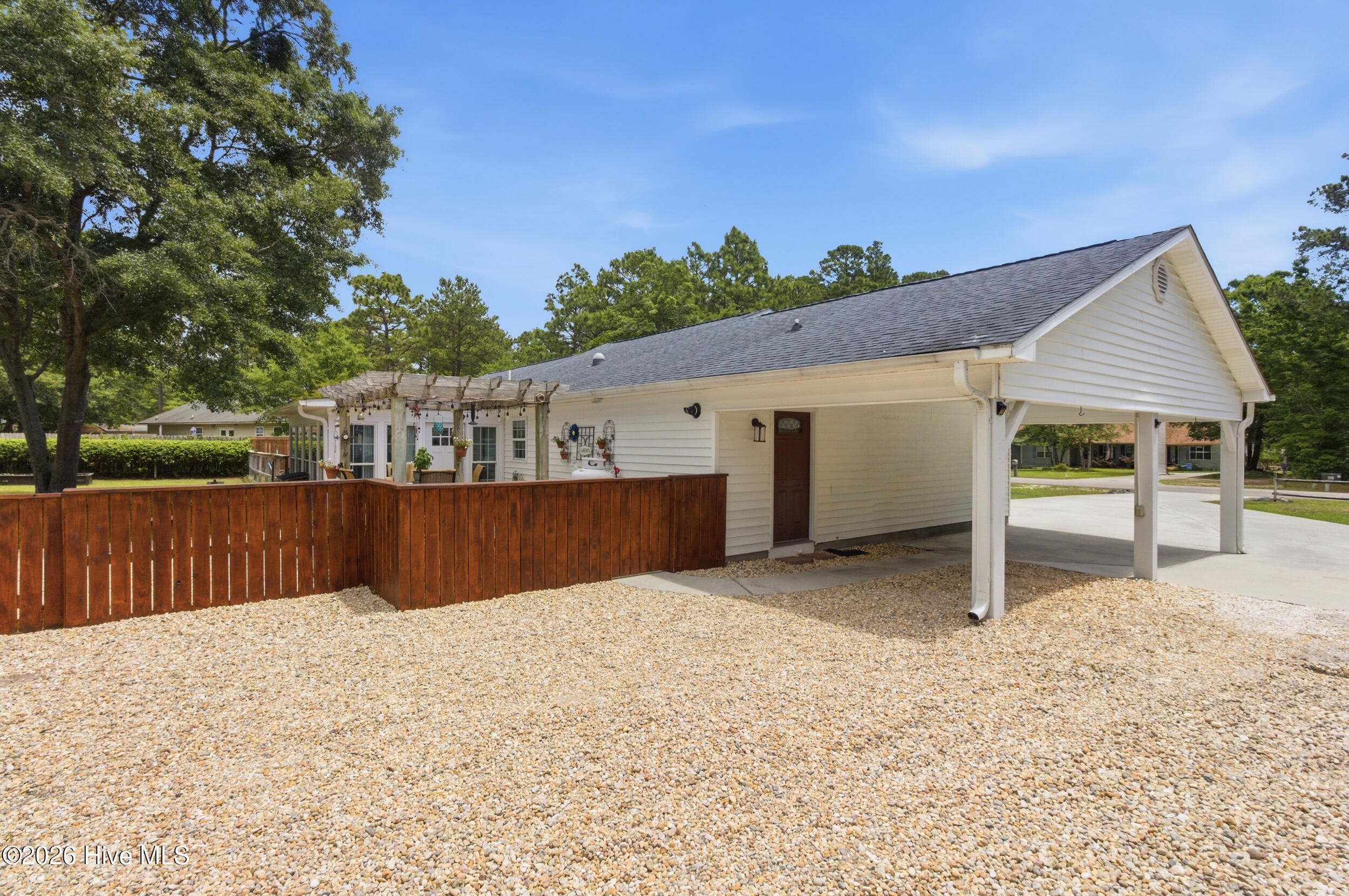 245 Barrington Ridge